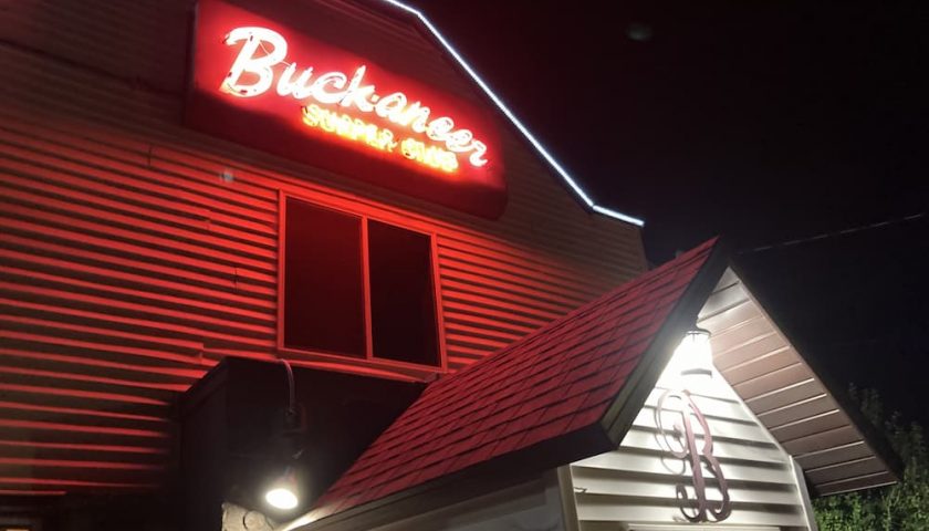 Buck-a-Neer exterior