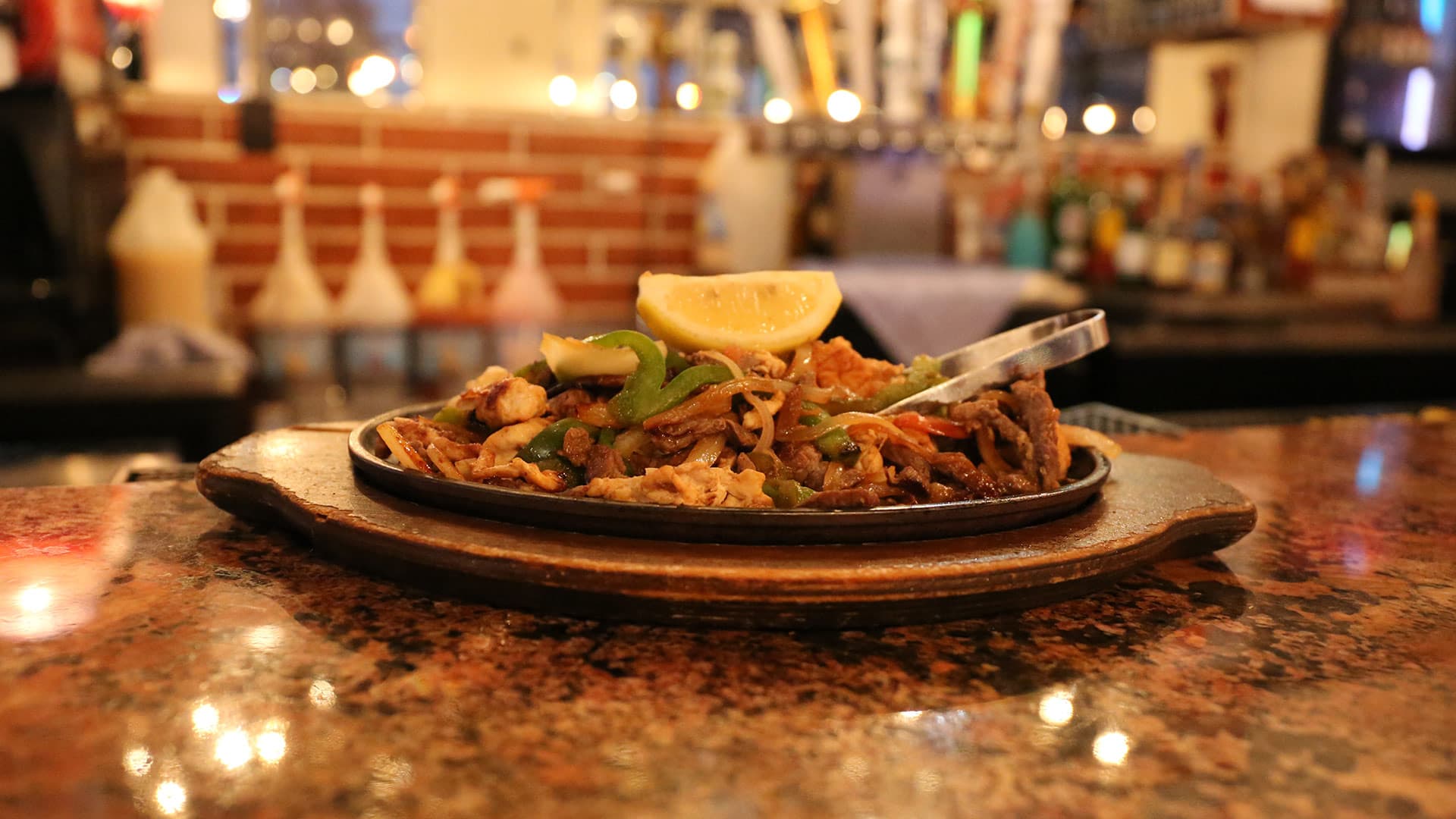 El Mezcal | El Mezcal Mexican restaurant Marshfield Wisconsin