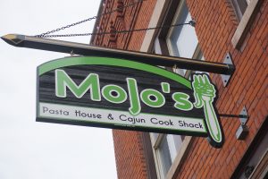 Mojo's outdoor sign
